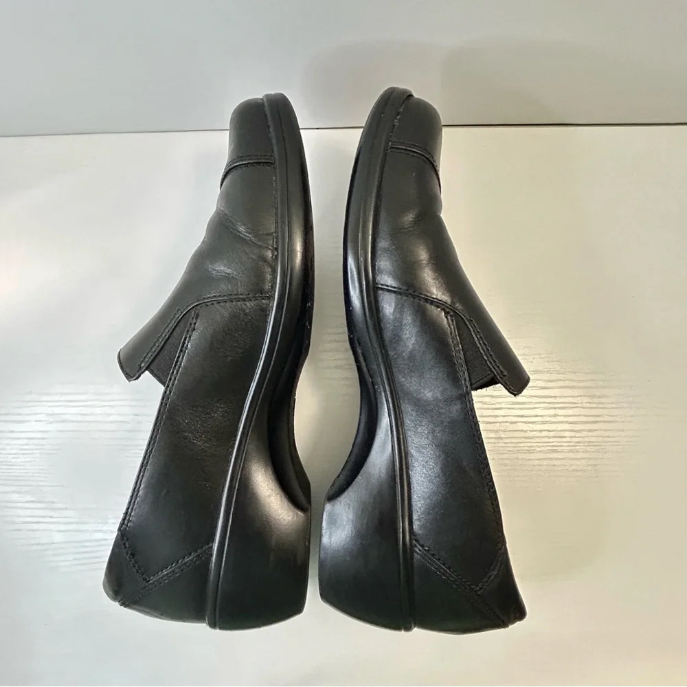 Clark’s Comfort Black Neutral Loafer Size 8.5